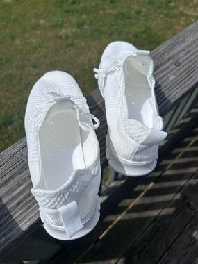 Women’s White Knit Slip-On Sneakers